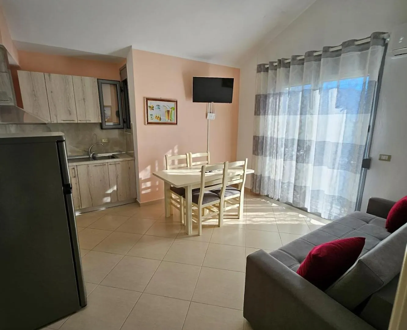 Apartment Vacanze Pushime Albania Radhime