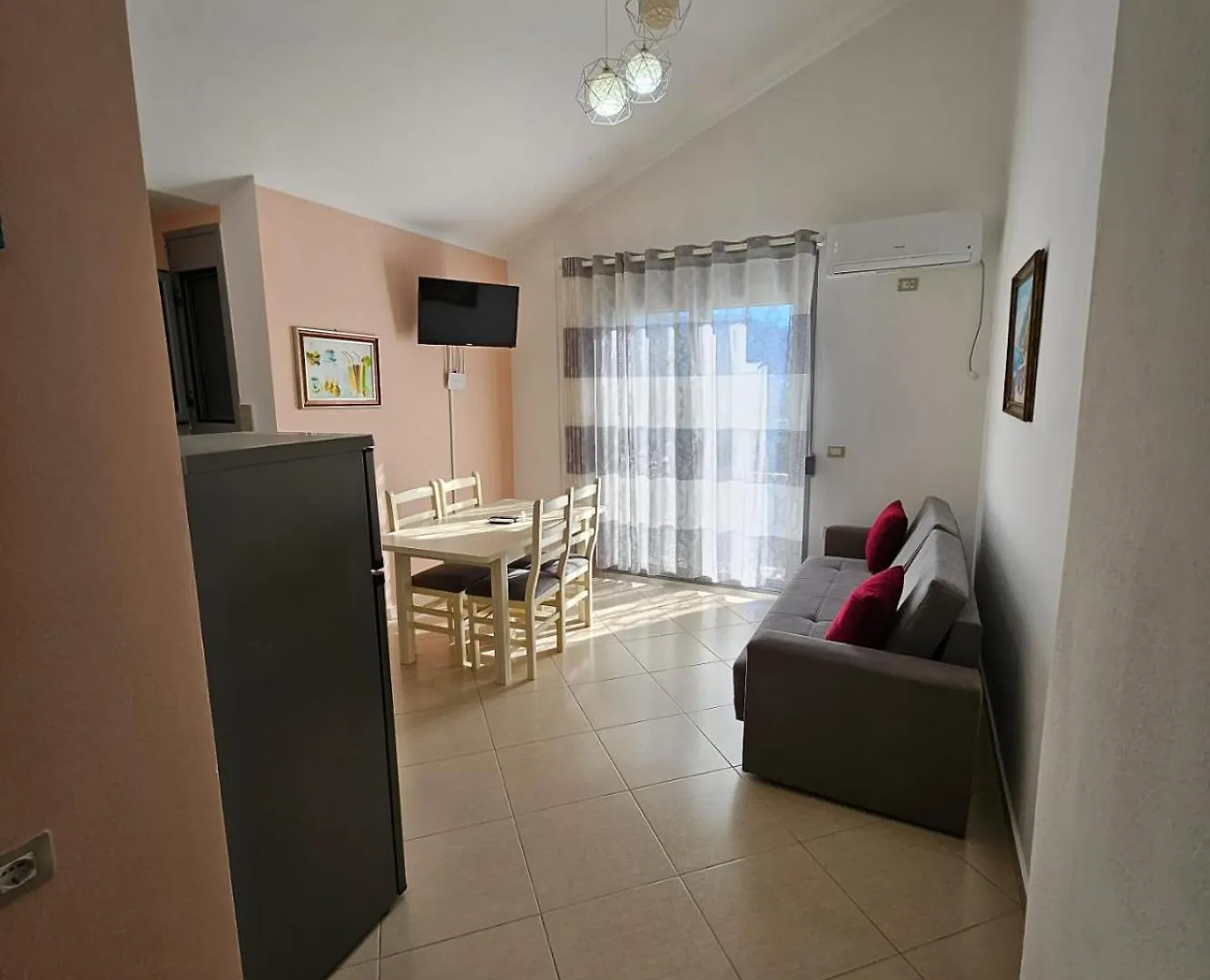 Vacanze Pushime Albania Radhime Apartment